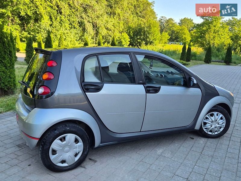 Хэтчбек Smart Forfour 2004 в Львове