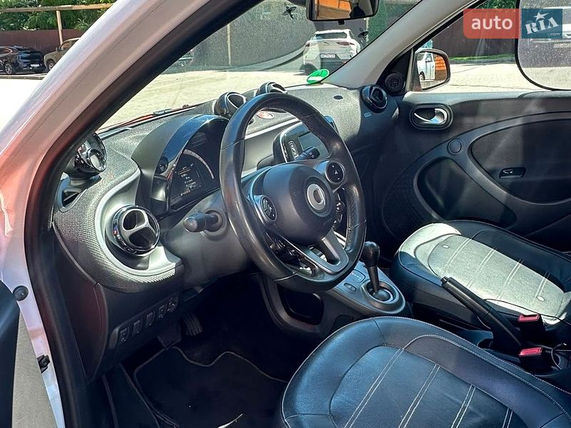 Хетчбек Smart Forfour 2015 в Дніпрі