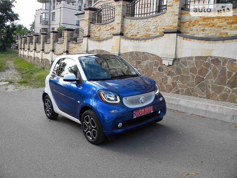 Smart fortwo 2016 года