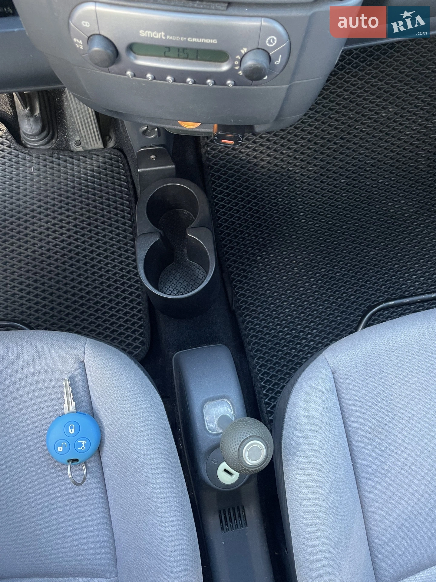 Smart Fortwo 2001 VIN WME01MC011H097069 фото оголошення 13 з 14