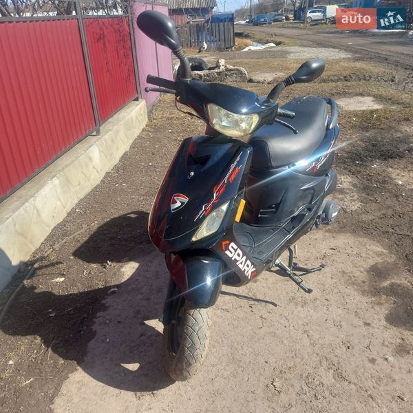 Вантажні моторолери, мотоцикли, скутери, мопеди Spark SP 125