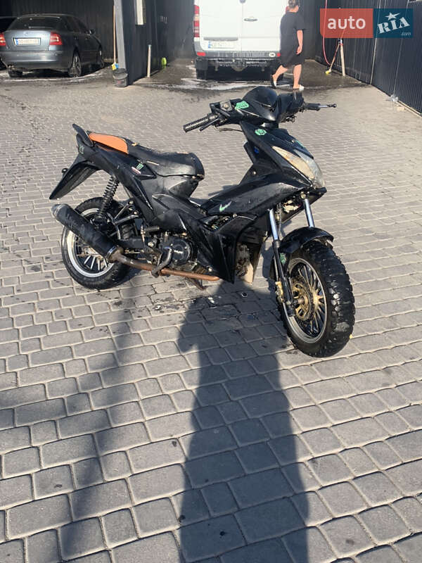 Мотоцикл Классік Spark SP 125C-4WQ