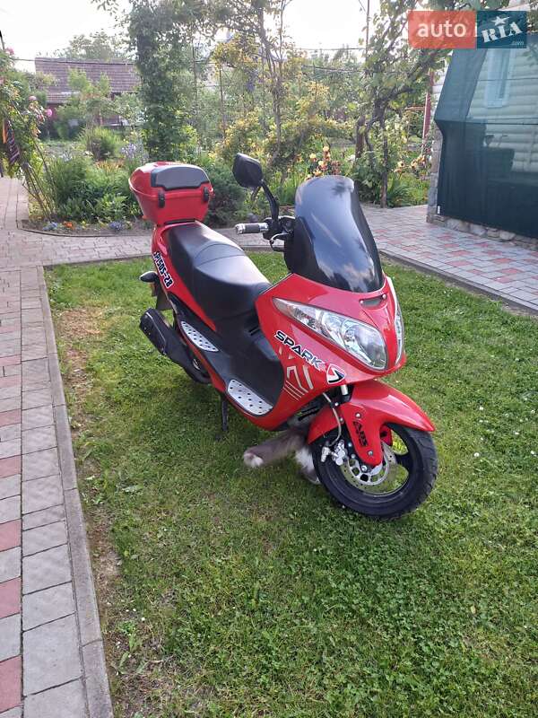 Мопеды Spark SP 150-S28