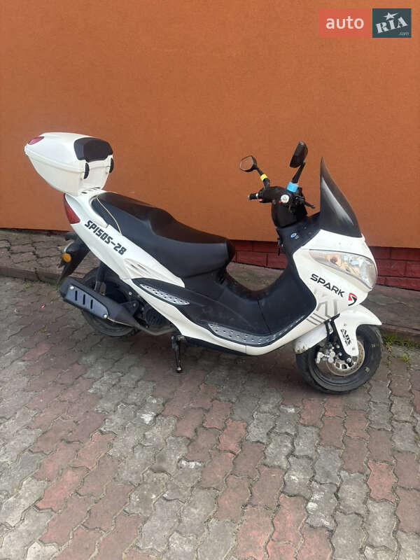 Скутер Spark SP 150-S28