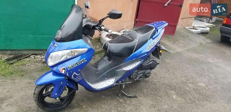 Скутер Spark SP 150-S28