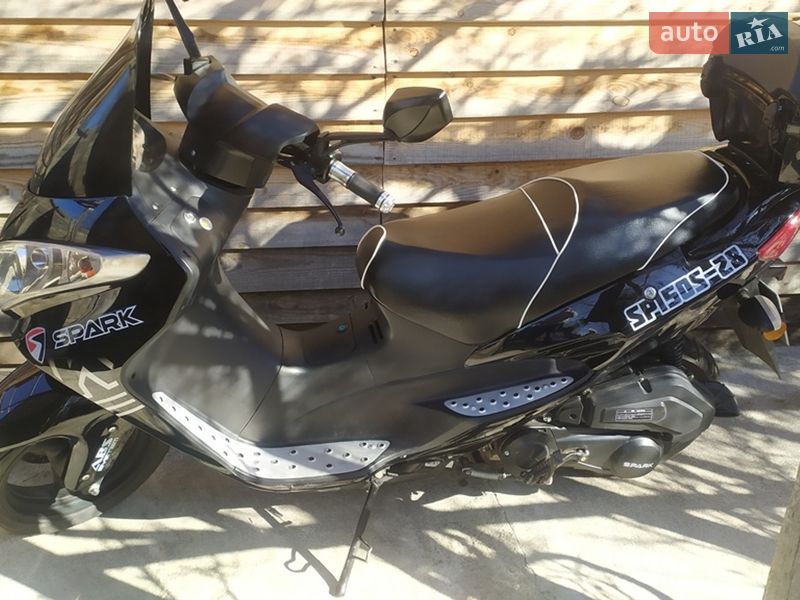 Скутер Spark SP 150-S28