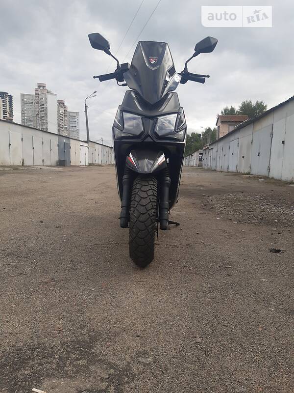 Мотоцикл Классік Spark SP 150S-17