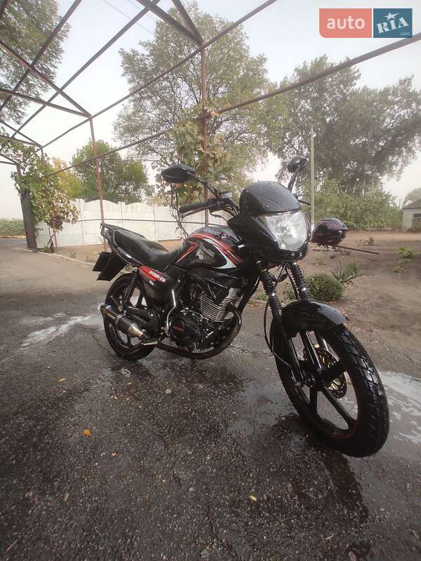 Мотоцикл Классік Spark SP 200