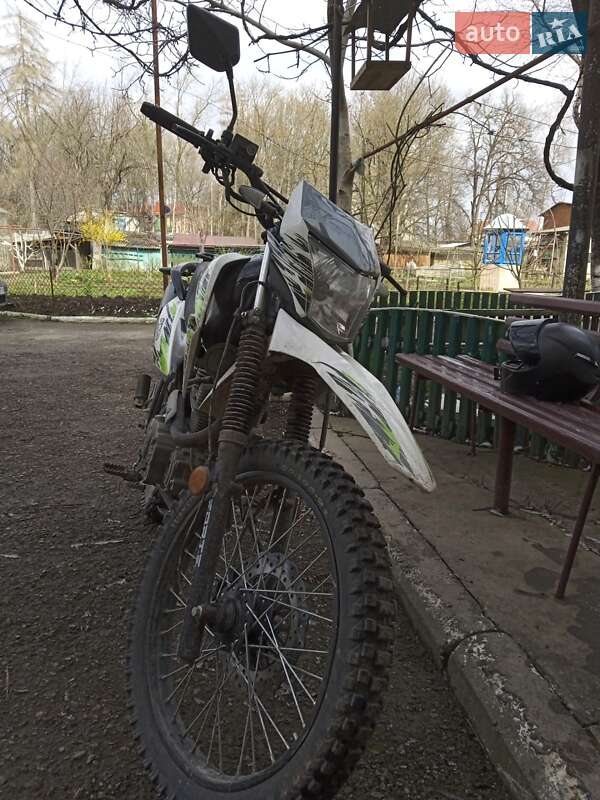 Мотоцикл Спорт-туризм Spark SP 200R-27