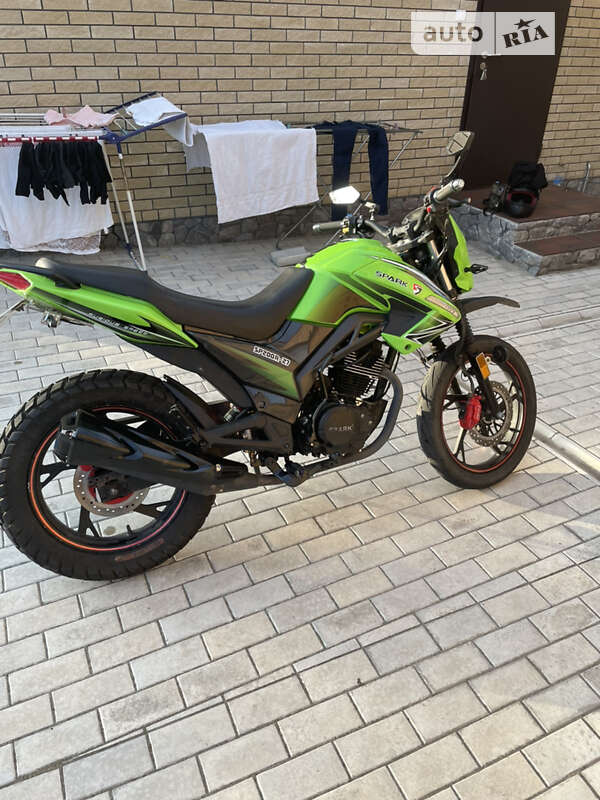 Мотоцикл Без обтікачів (Naked bike) Spark SP 200R-27