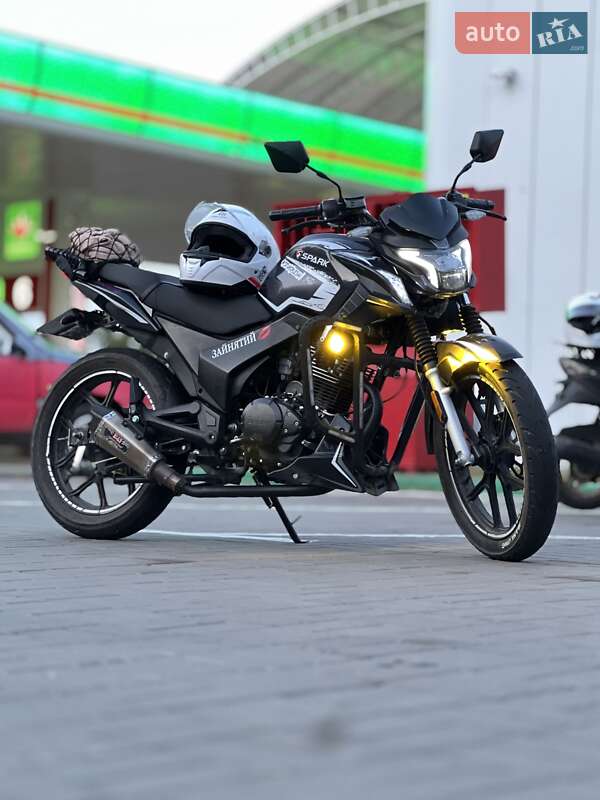 Мотоцикл Без обтікачів (Naked bike) Spark SP 200R-31