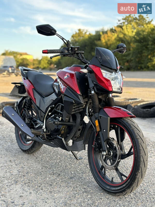 Мотоцикл Спорт-туризм Spark SP 200R-32