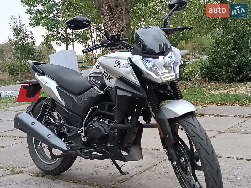 Спортбайк Spark SP 200R-32