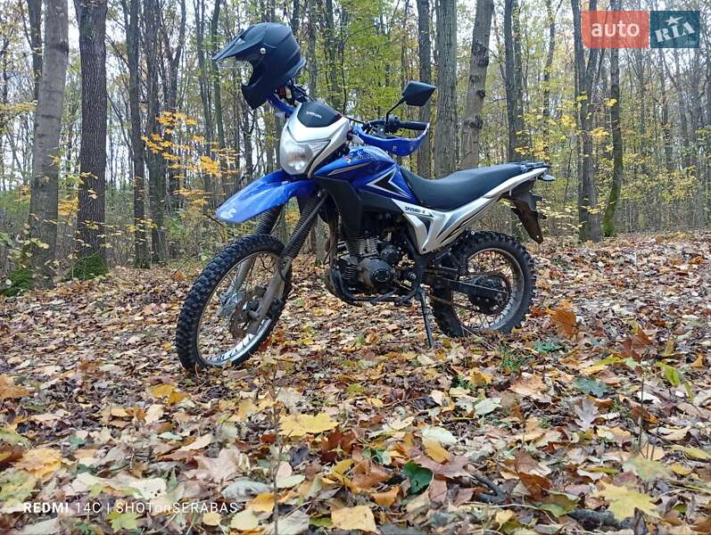 Мотоцикл Кросс Spark SP 250D-2