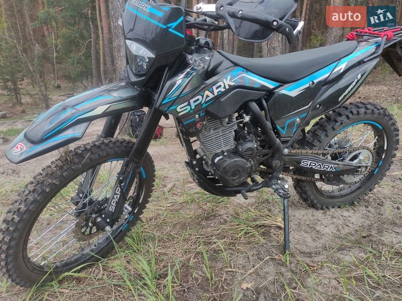 Вантажні моторолери, мотоцикли, скутери, мопеди Spark SP 250P-2