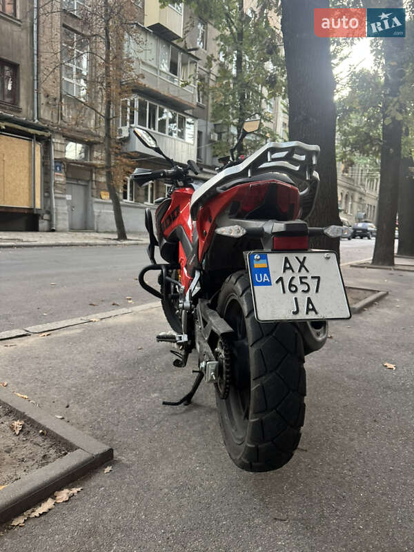 Spark SP 300T-3