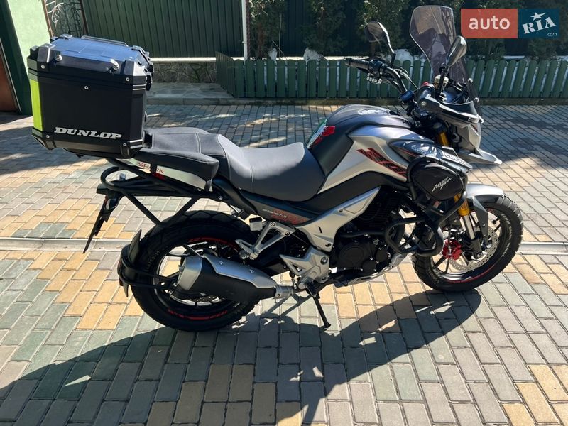 Мото Spark SP 300T-3