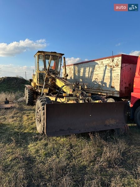 Автогрейдер