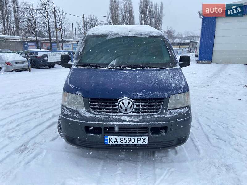 Броньований автомобіль