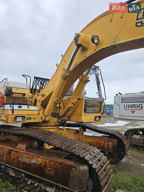 Экскаватор