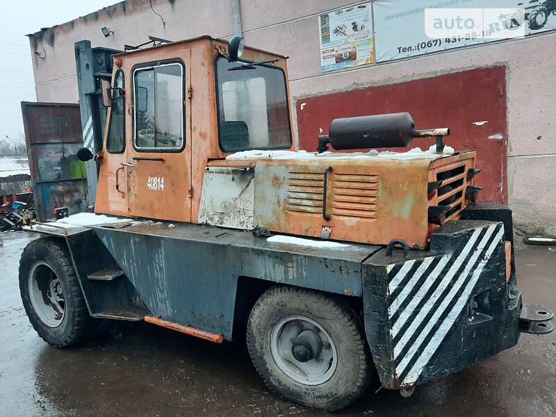 Підйомник Львовский погрузчик