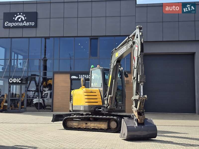 Міні-екскаватор