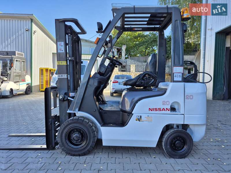 Вилочный погрузчик