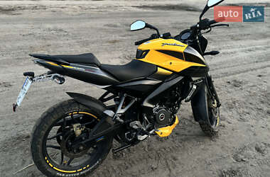 Ціни Bajaj Спортбайк