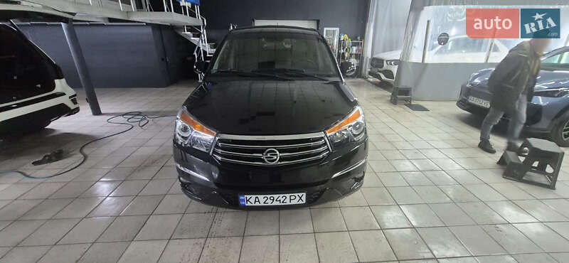 SsangYong Korando Turismo