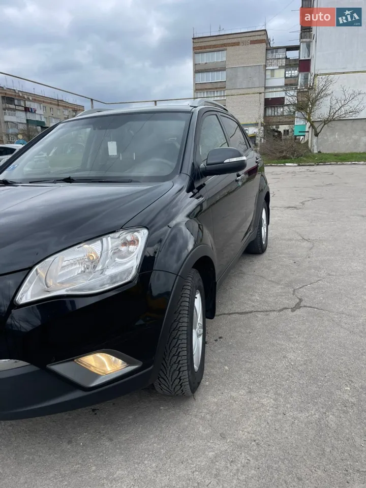 2012 SsangYong Korando - мініатюра 5