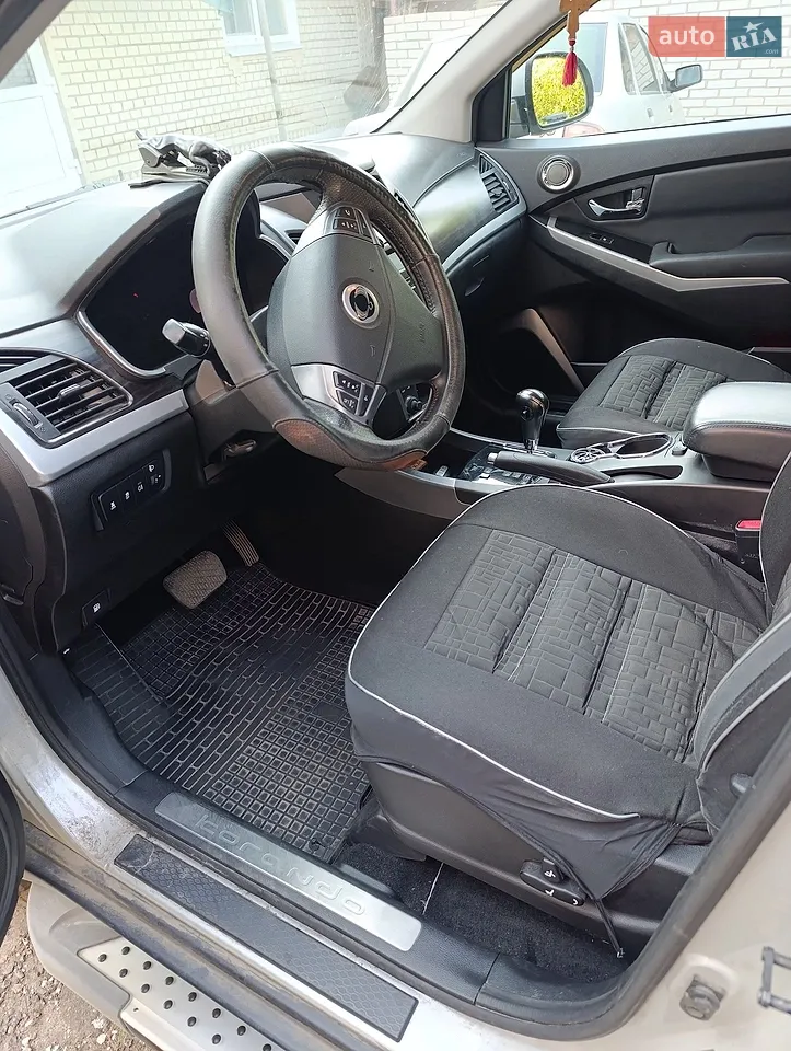 2014 SsangYong Korando - мініатюра 4