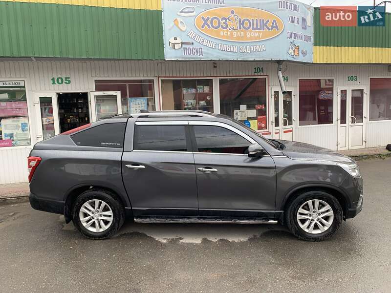 SsangYong Rexton Sports