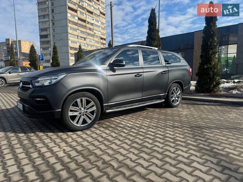 Пікап SsangYong Rexton Sports
