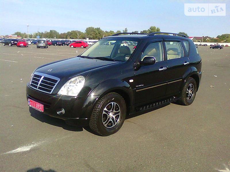 SsangYong Rexton 2008 года