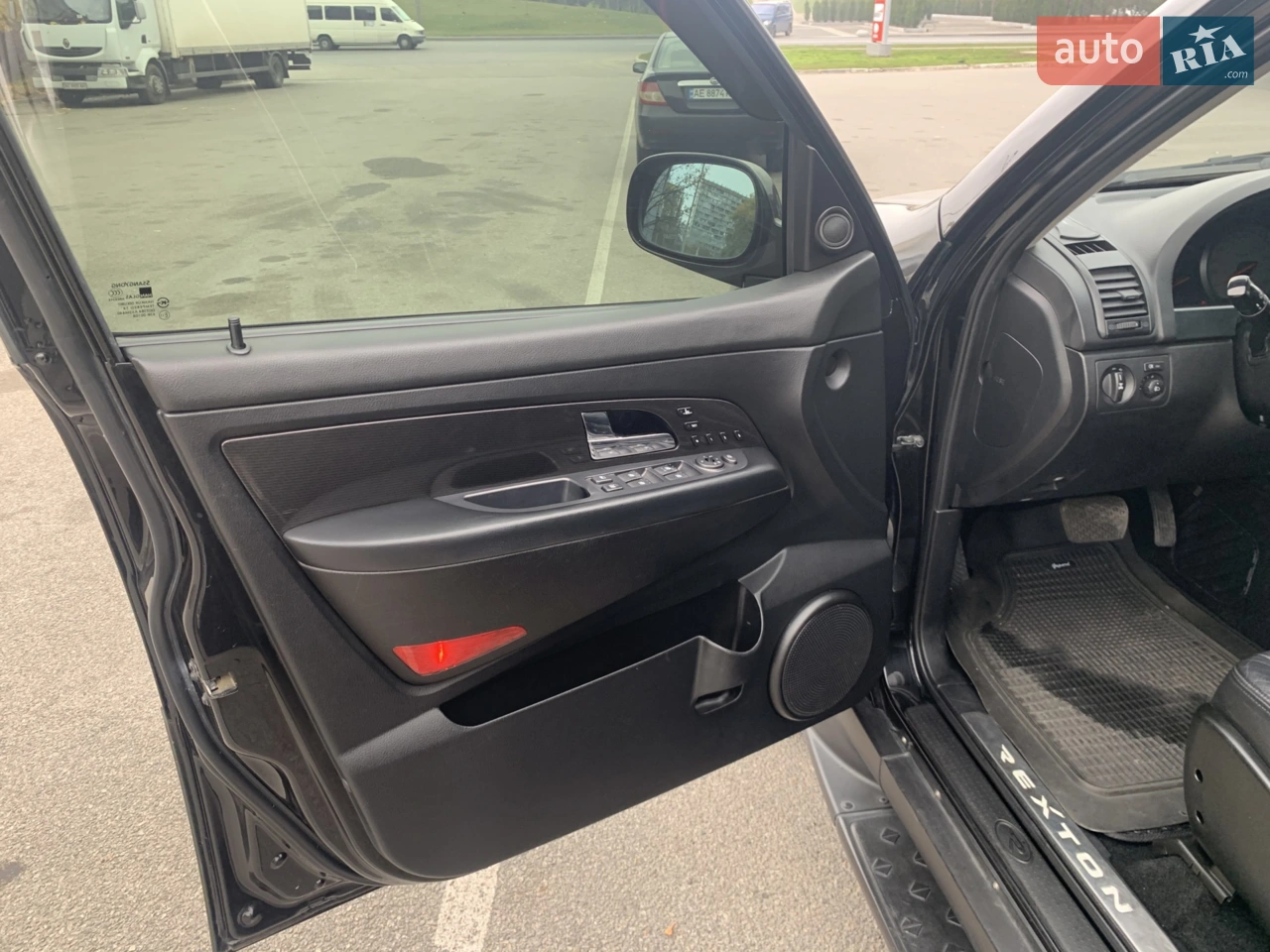 2011 SsangYong Rexton - мініатюра 2