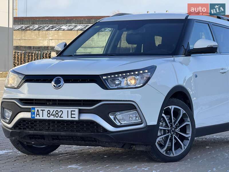 Легковые SsangYong XLV