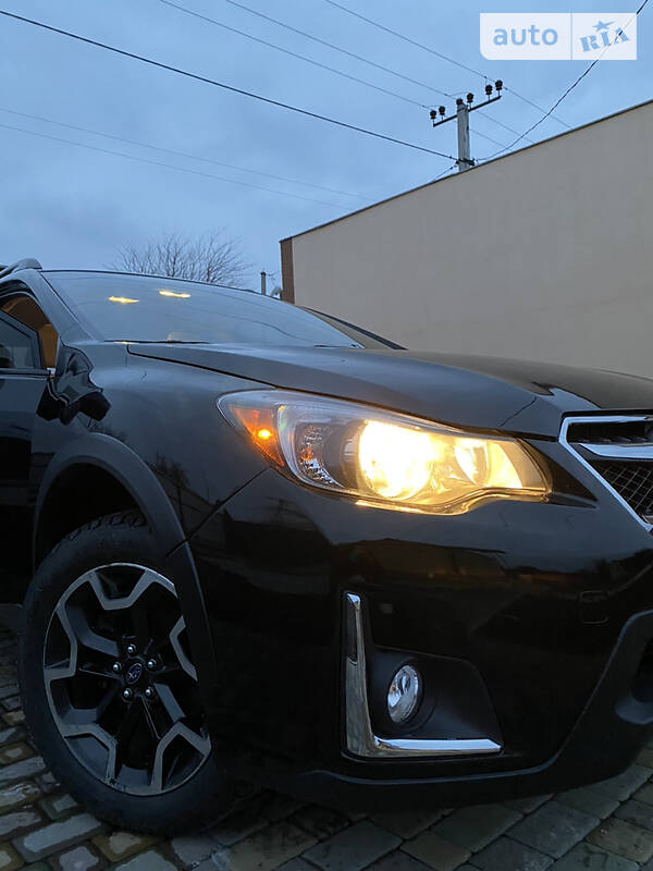 Хэтчбек Subaru Crosstrek