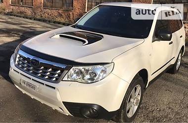 Subaru Forester  2011