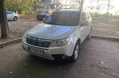 Subaru Forester  2010