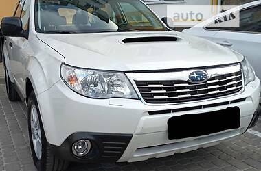 Subaru Forester  2010