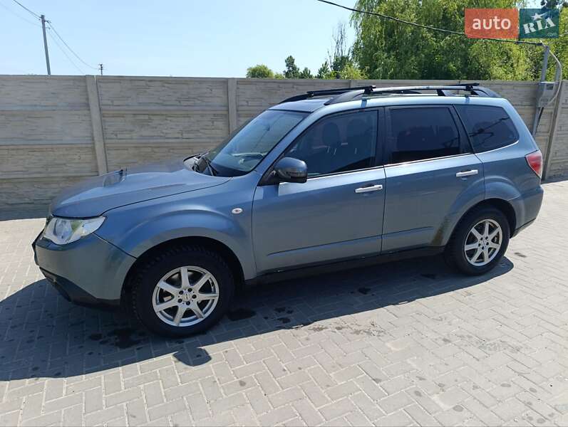 Внедорожник / Кроссовер Subaru Forester 2011 в Рожище
