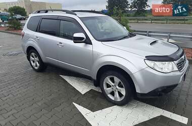 Subaru Forester  2010