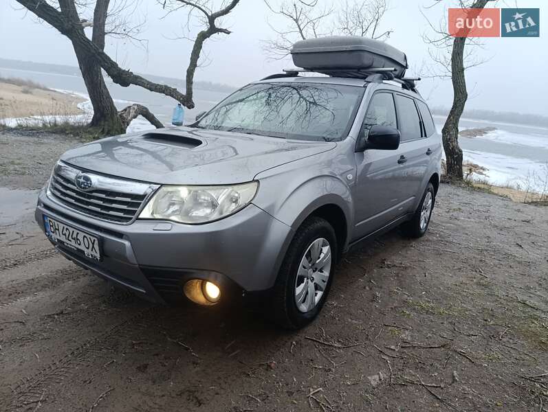Внедорожник / Кроссовер Subaru Forester 2011 в Запорожье