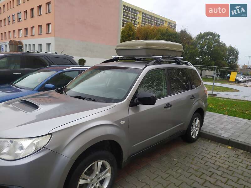 Внедорожник / Кроссовер Subaru Forester 2011 в Запорожье