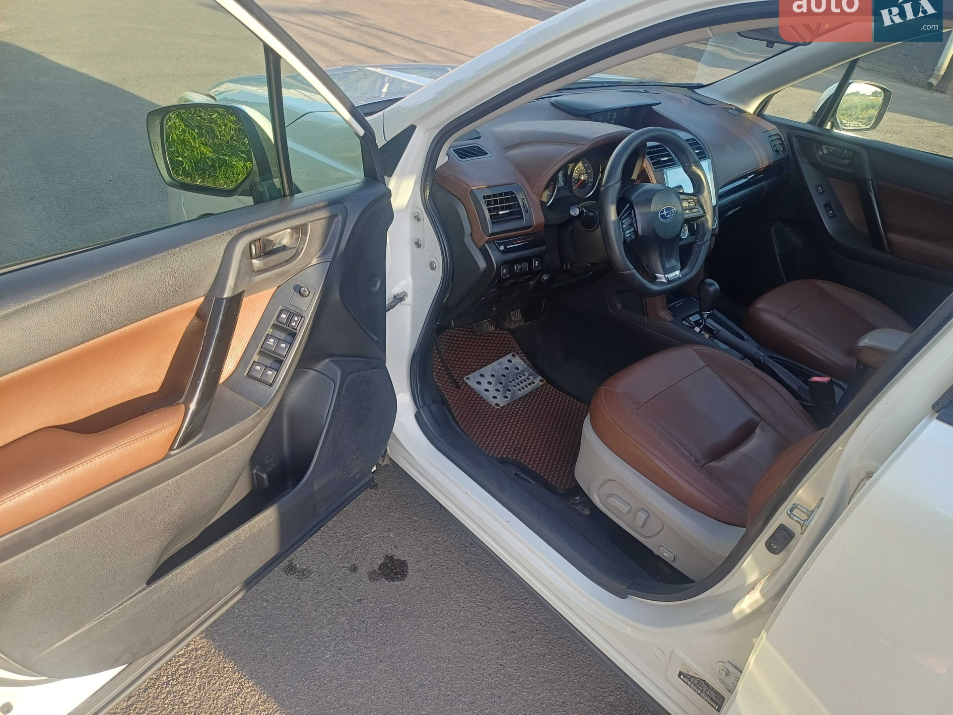 Subaru Forester 2014 VIN JF2SJAFCXFH544465 фото оголошення 4 з 9
