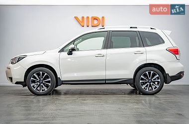 Позашляховик / Кросовер Subaru Forester 2017 в Києві