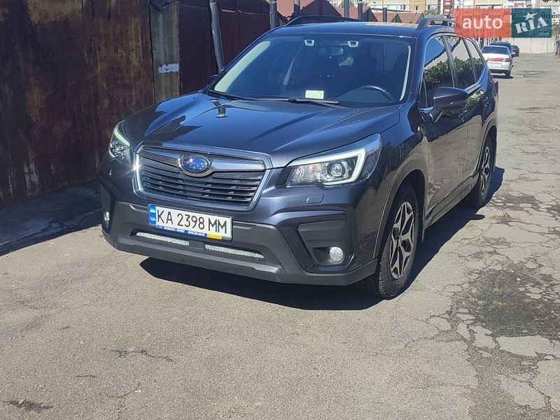 Внедорожник / Кроссовер Subaru Forester 2019 в Киеве