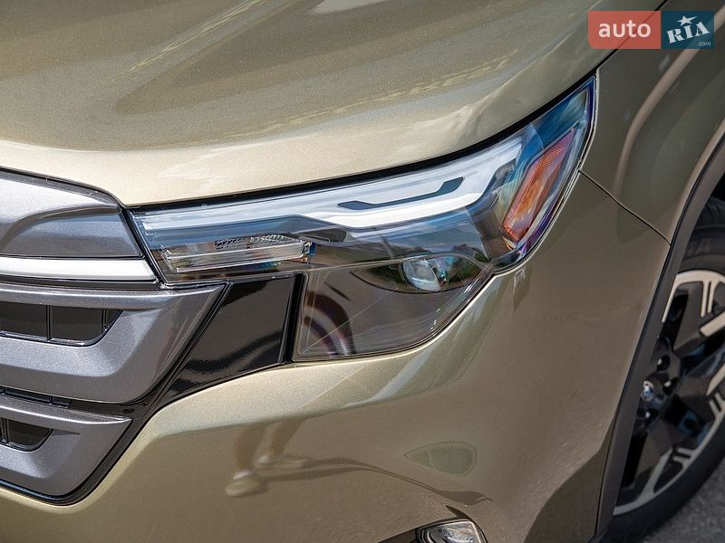 Позашляховик / Кросовер Subaru Forester 2024 в Києві