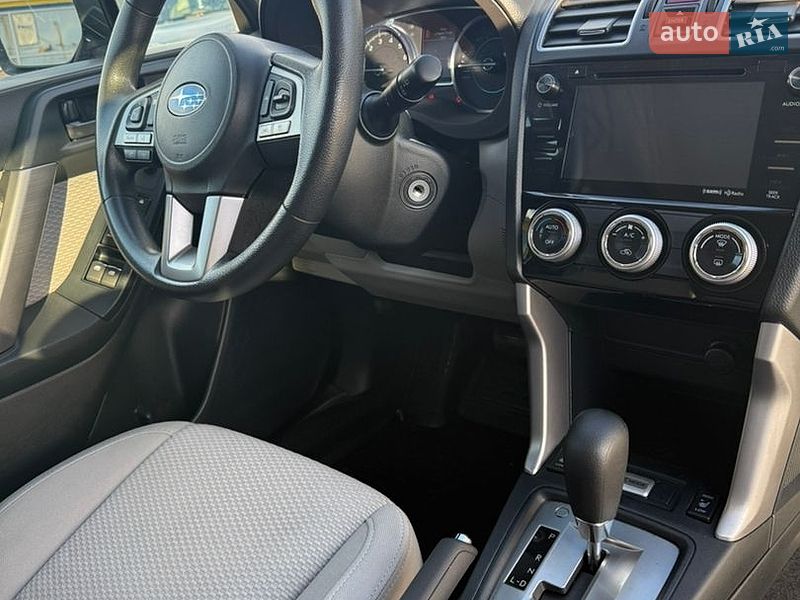 Позашляховик / Кросовер Subaru Forester 2016 в Житомирі