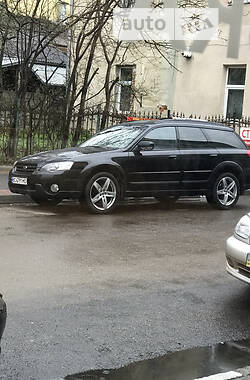 Subaru Legacy Outback  2005